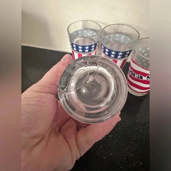 Libbey America Strong Glasses set of 4 - Picture 4 of 5